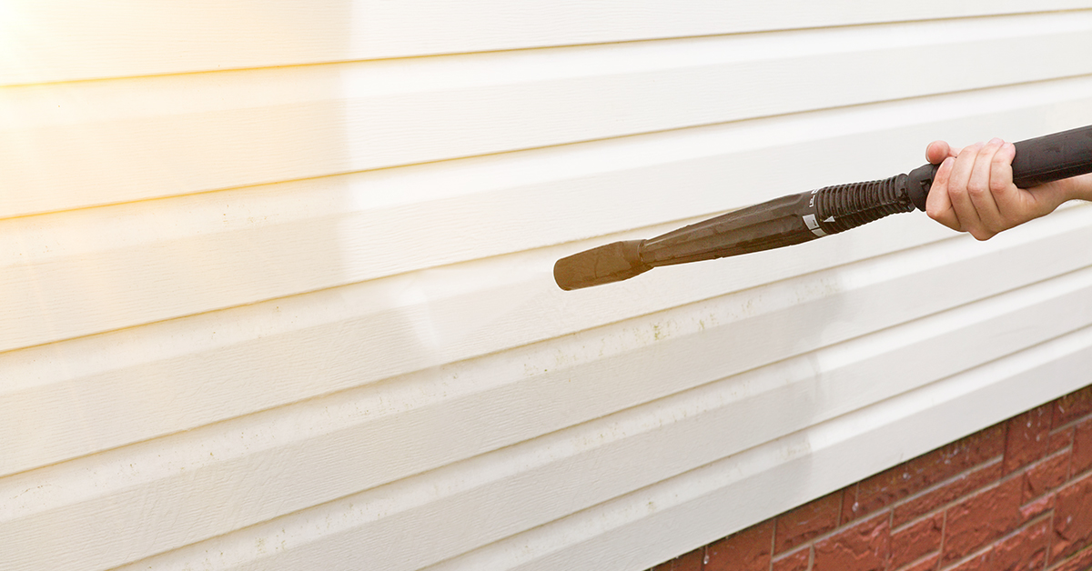 How to Clean Your Vinyl Siding