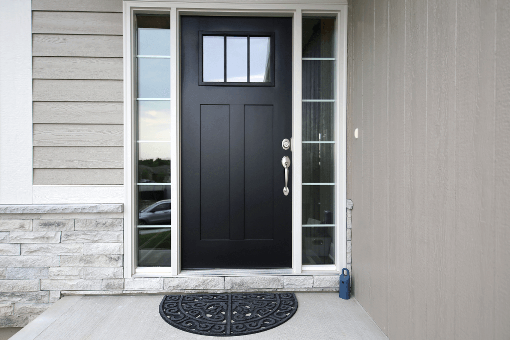 Kingsford Guide: Signs that Indicate  “Front Door Installation is a Must”